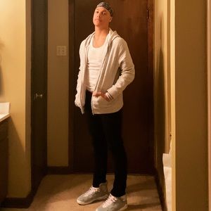 Meet your Posher, Kam